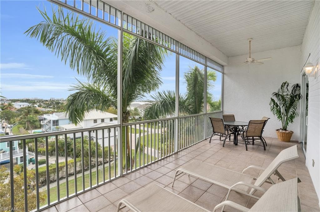 140 Palm St 3, Marco Island, FL 34145-14