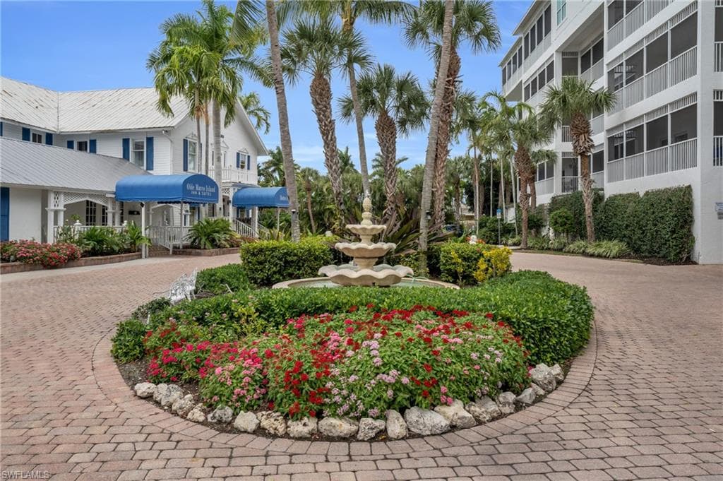 140 Palm St 3, Marco Island, FL 34145-30