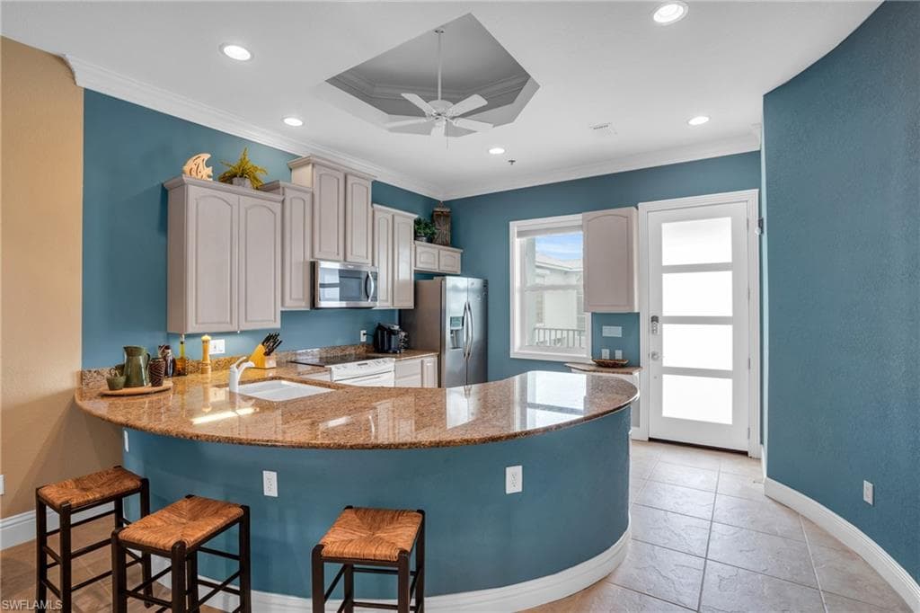 140 Palm St 3, Marco Island, FL 34145-8
