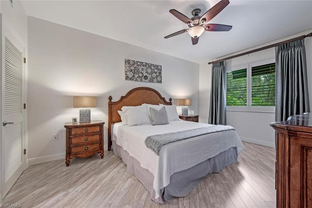 1035 Sandpiper St F-104, Naples, FL 34102-9