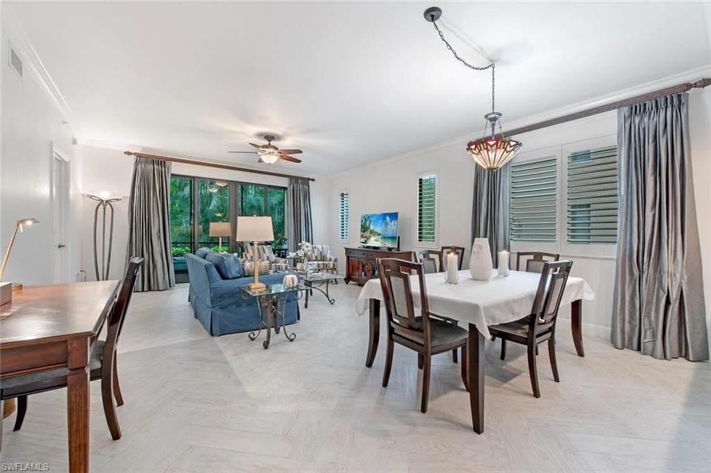 1035 Sandpiper St F-104, Naples, FL 34102-3