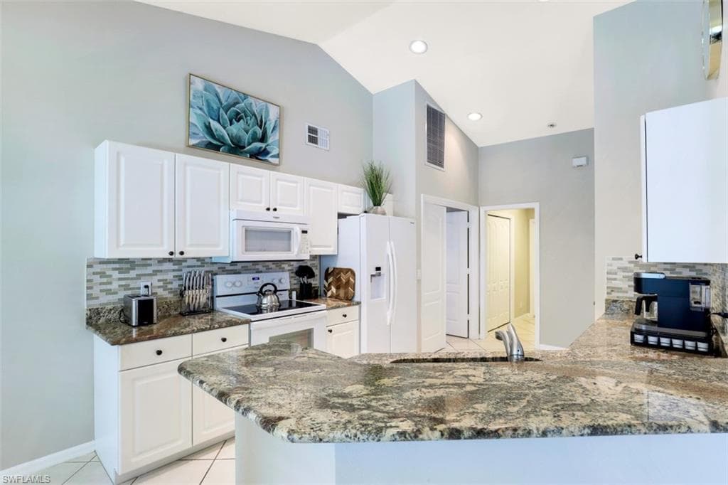2023 Terrazzo Ln, Naples, FL 34104-15