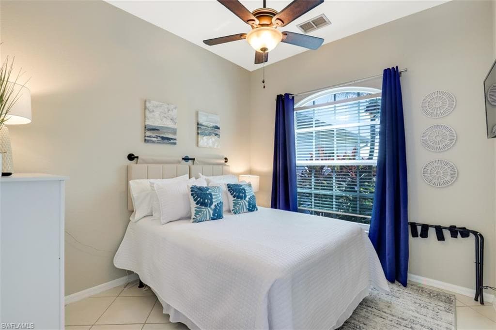 2023 Terrazzo Ln, Naples, FL 34104-25