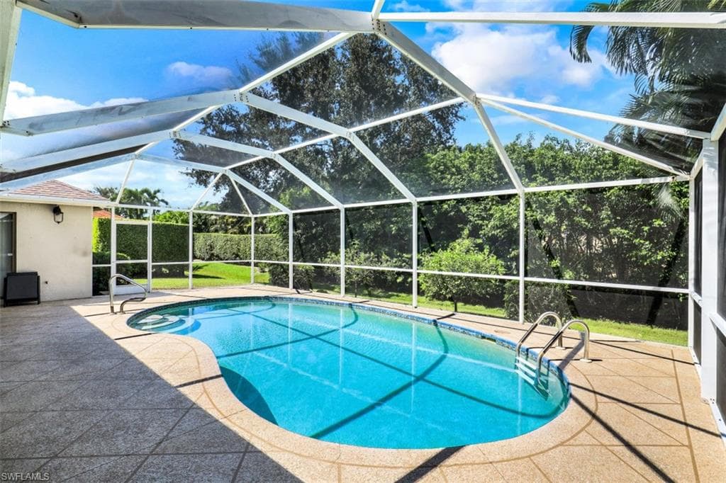 2023 Terrazzo Ln, Naples, FL 34104-6