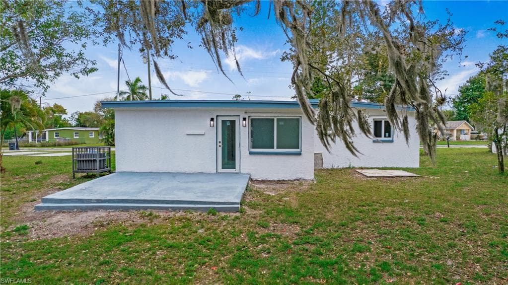 1362 Brookhill Dr, Fort Myers, FL 33916-24