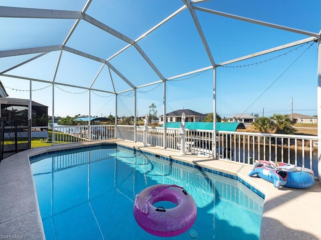 1928 34th Ave, Cape Coral, FL 33993-17