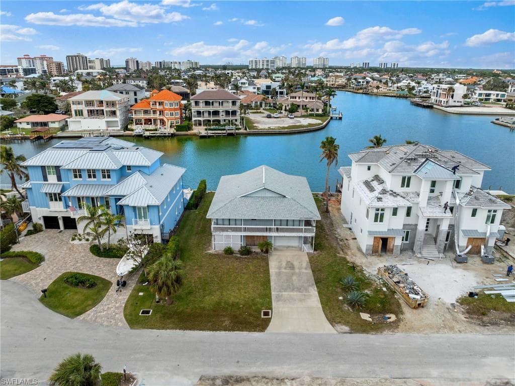 259 Trade Winds Ave, Naples, FL 34108-9