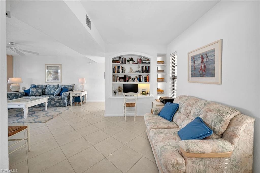 933 Collier Ct C402, Marco Island, FL 34145-9