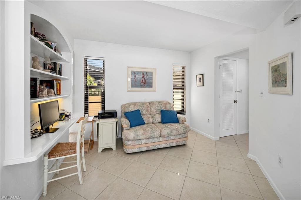 933 Collier Ct C402, Marco Island, FL 34145-10