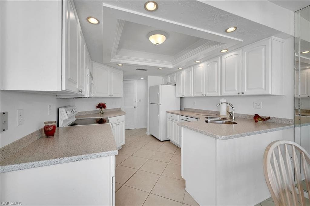 933 Collier Ct C402, Marco Island, FL 34145-11