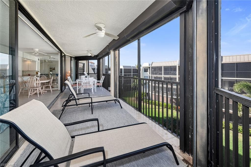 933 Collier Ct C402, Marco Island, FL 34145-32