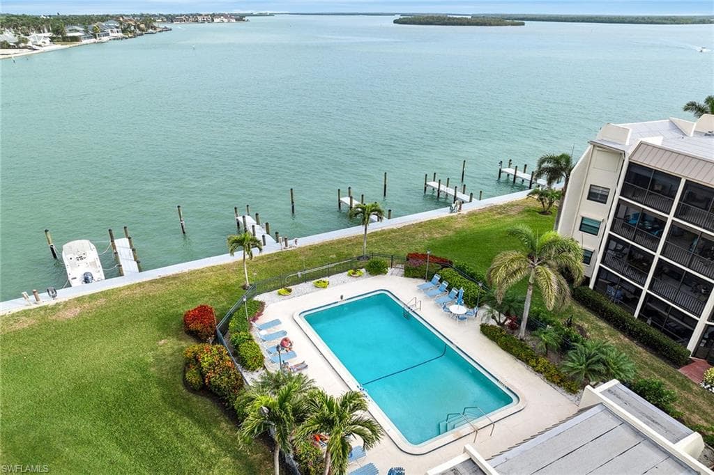 933 Collier Ct C402, Marco Island, FL 34145-50