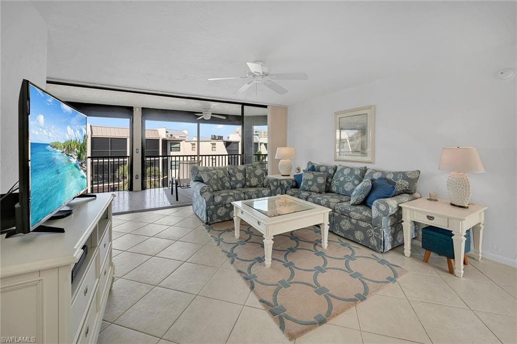 933 Collier Ct C402, Marco Island, FL 34145-6