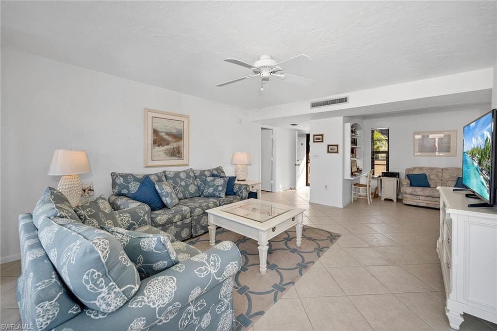 933 Collier Ct C402, Marco Island, FL 34145-7