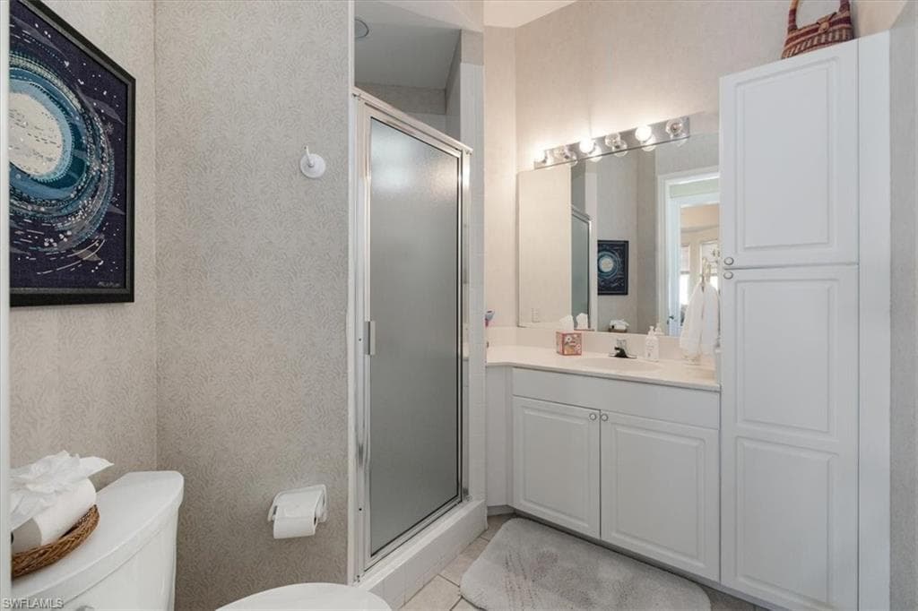 780 Bentwater Cir 201, Naples, FL 34108-14