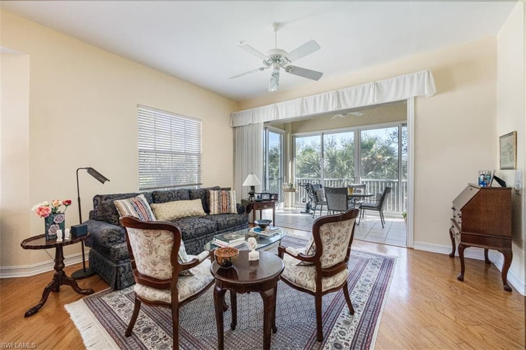 780 Bentwater Cir 201, Naples, FL 34108-5
