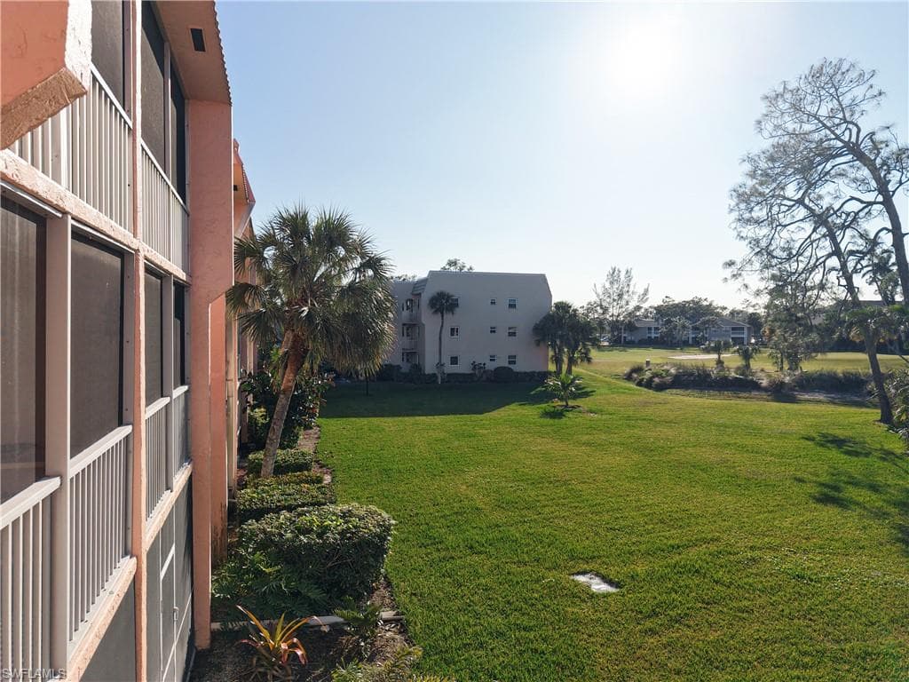 150 Turtle Lake Ct 206, Naples, FL 34105-14