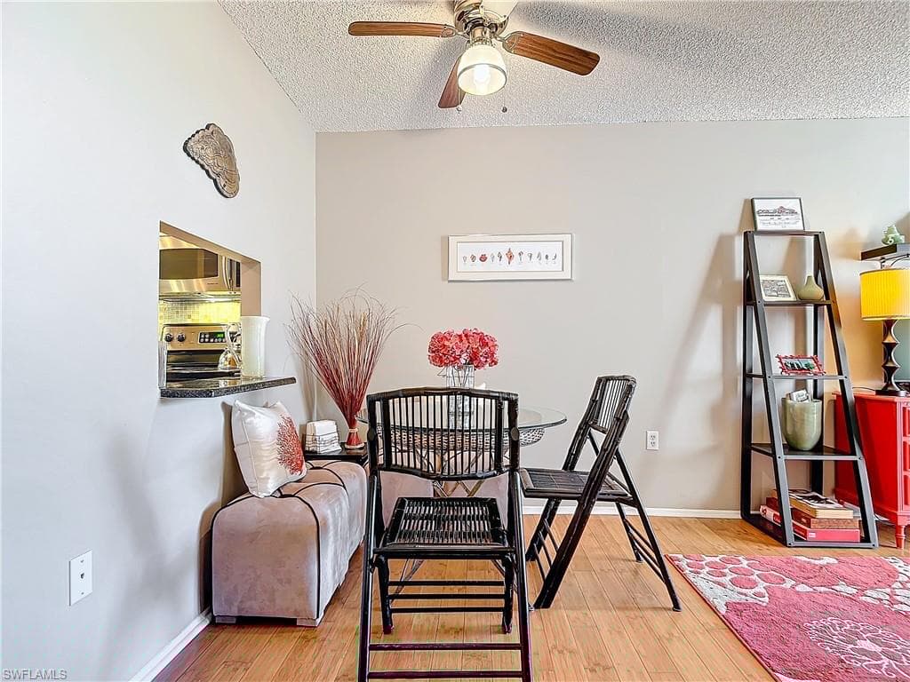 150 Turtle Lake Ct 206, Naples, FL 34105-29
