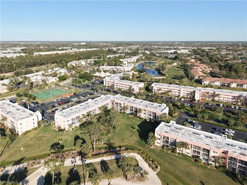 150 Turtle Lake Ct 206, Naples, FL 34105-3