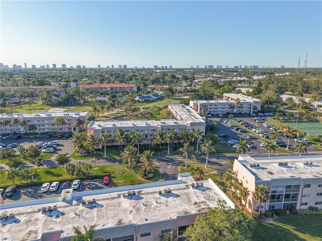 150 Turtle Lake Ct 206, Naples, FL 34105-46