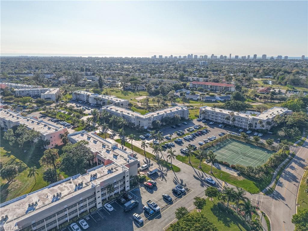 150 Turtle Lake Ct 206, Naples, FL 34105-49