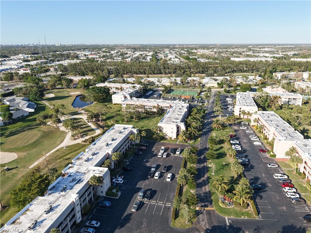 150 Turtle Lake Ct 206, Naples, FL 34105-5