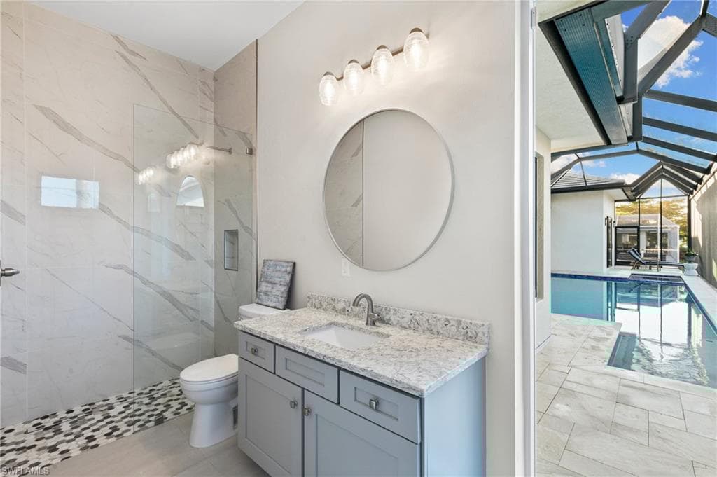 100 Templewood Ct, Marco Island, FL 34145-17
