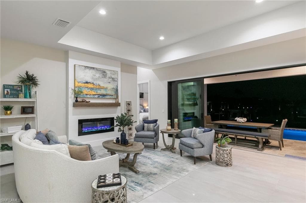 100 Templewood Ct, Marco Island, FL 34145-36