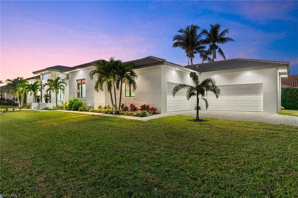 100 Templewood Ct, Marco Island, FL 34145-37