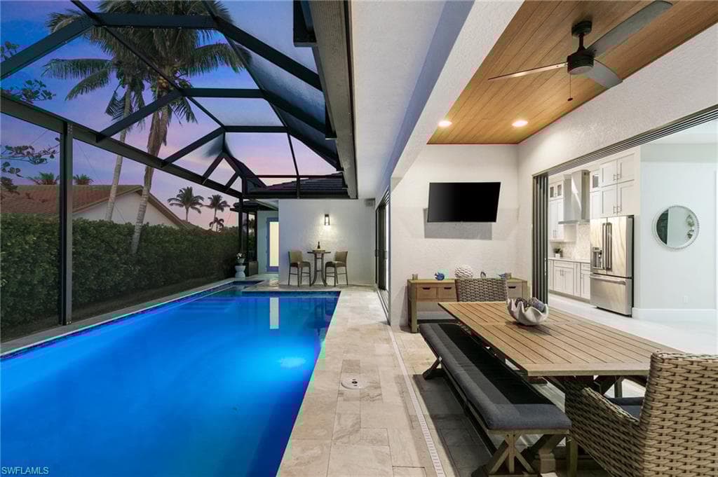 100 Templewood Ct, Marco Island, FL 34145-42