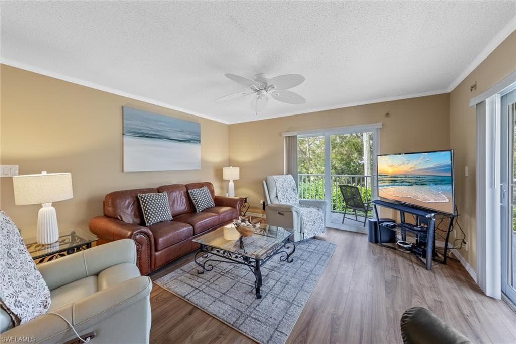 256 Palm Dr 6, Naples, FL 34112-12