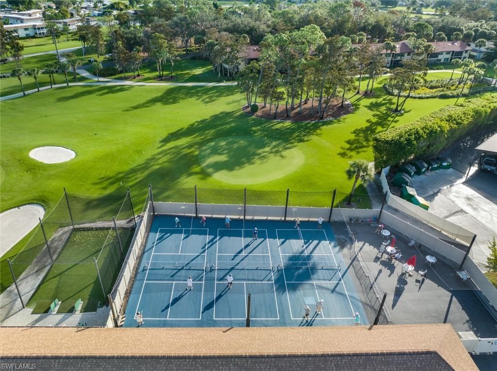 256 Palm Dr 6, Naples, FL 34112-36