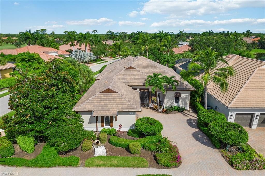 7477 Martinique Ter, Naples, FL 34113-28