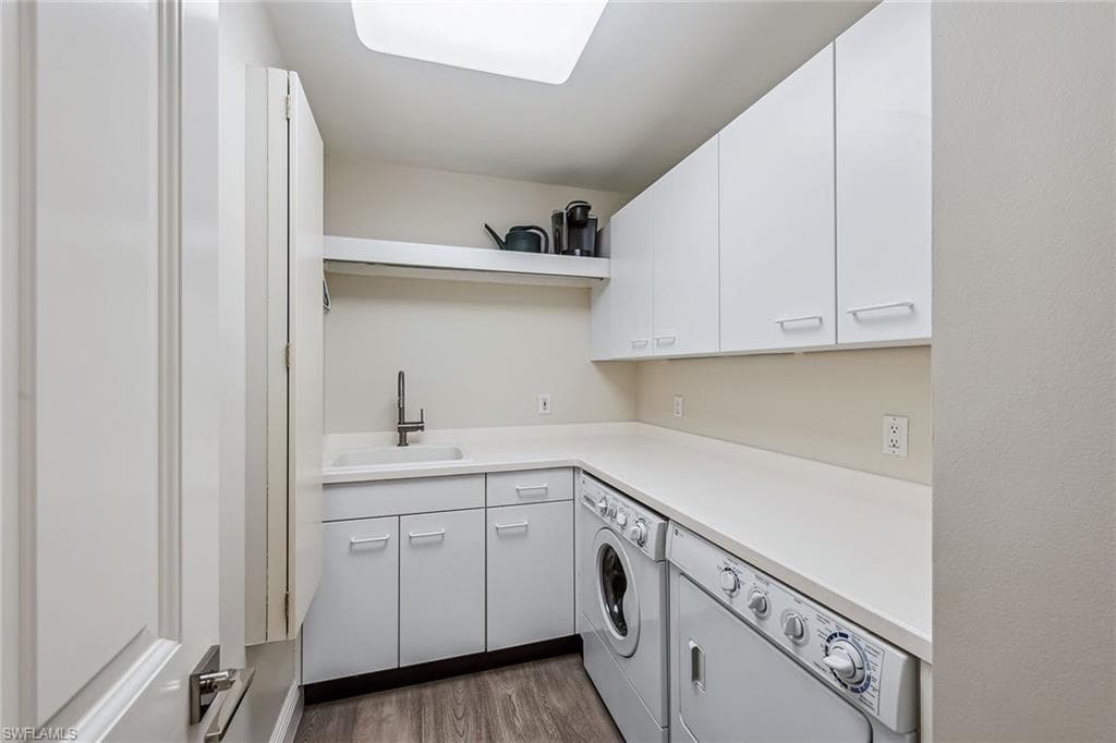 8787 Bay Colony Dr 1404, Naples, FL 34108-24