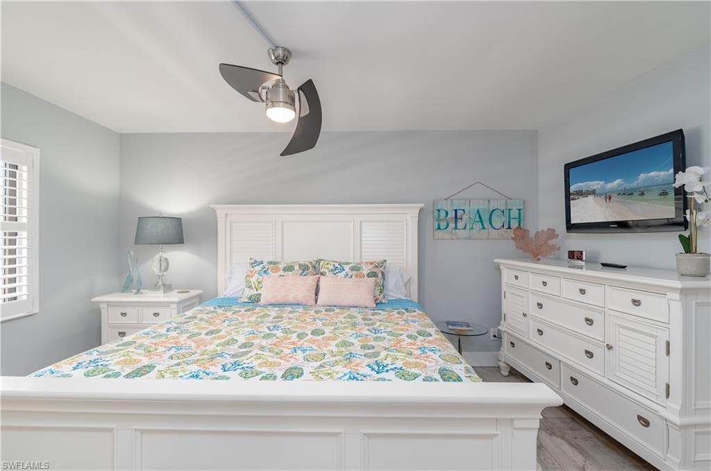 1085 Bald Eagle Dr B305, Marco Island, FL 34145-11