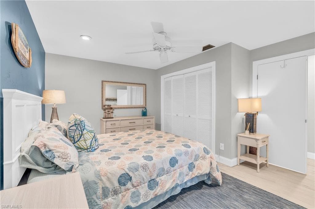 178 Round Key Cir G22, Naples, FL 34112-16