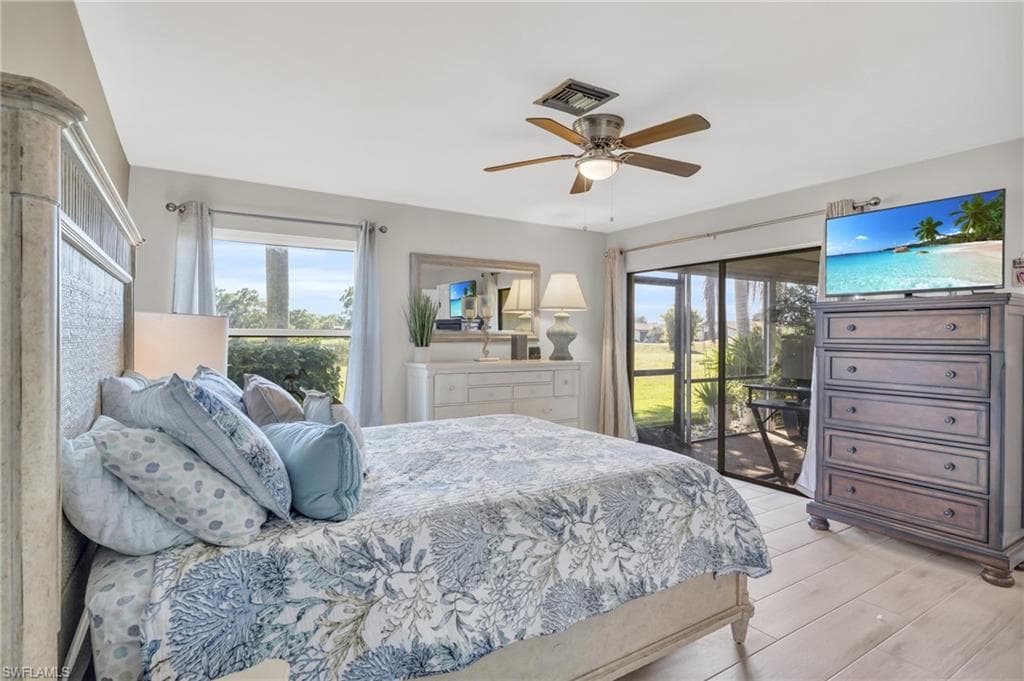 178 Round Key Cir G22, Naples, FL 34112-21