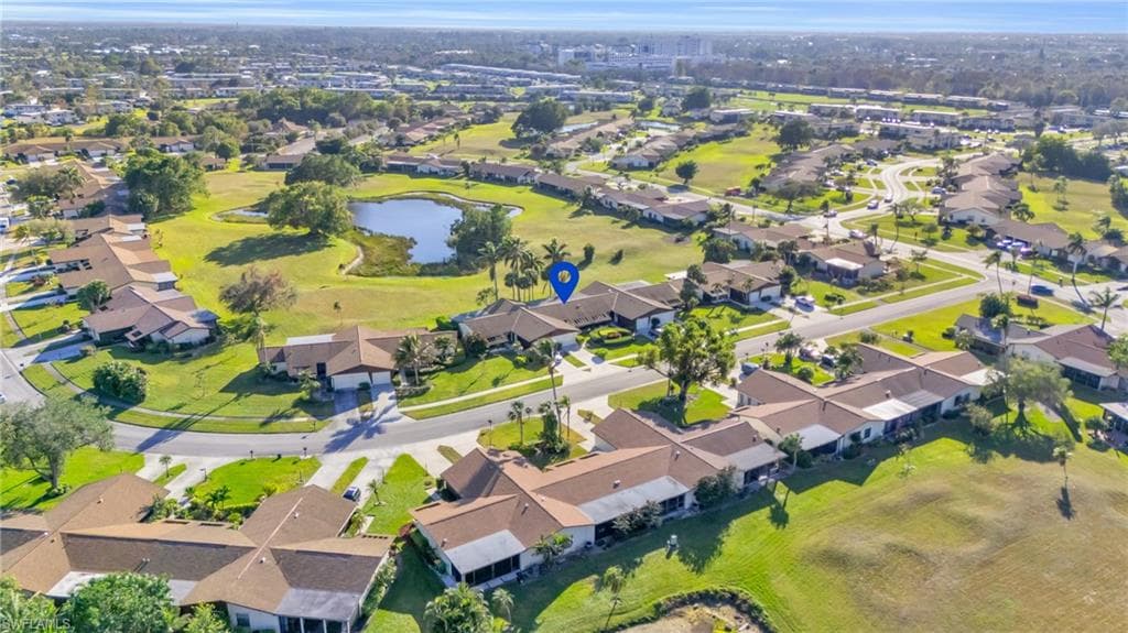 178 Round Key Cir G22, Naples, FL 34112-31