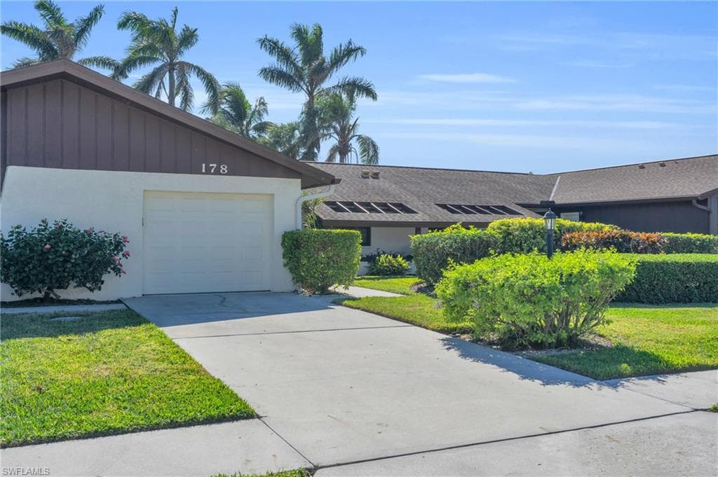 178 Round Key Cir G22, Naples, FL 34112-5