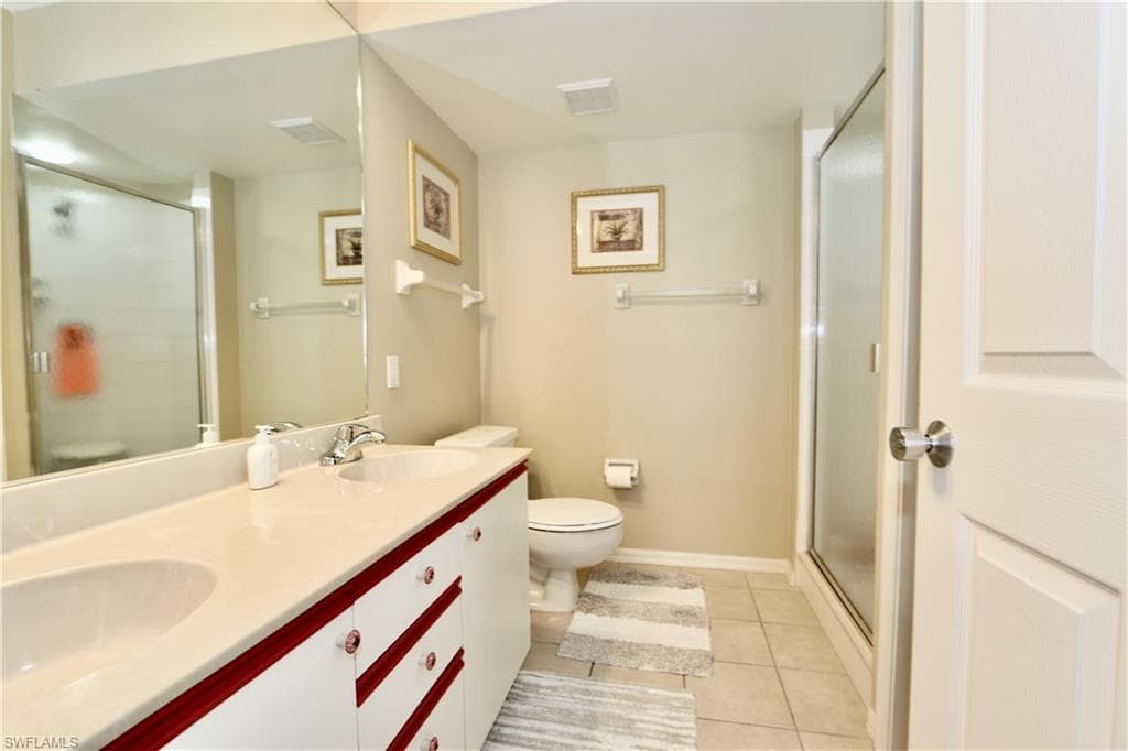 161 Wading Bird Cir L202, Naples, FL 34110-19