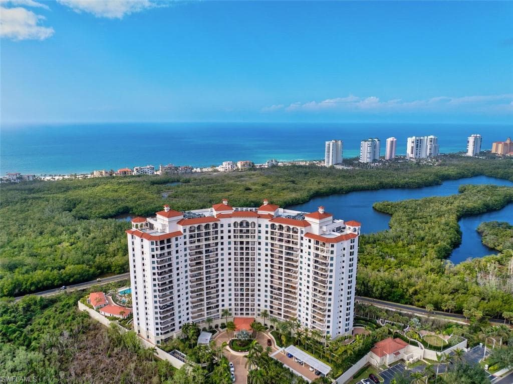 7575 Pelican Bay Blvd 707, Naples, FL 34108-2