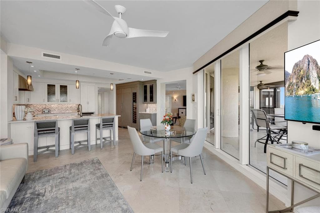 7575 Pelican Bay Blvd 707, Naples, FL 34108-5