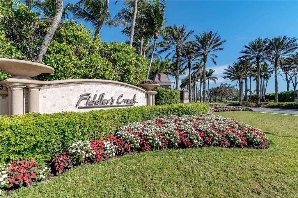 8335 Whisper Trace Way 205, Naples, FL 34114-27