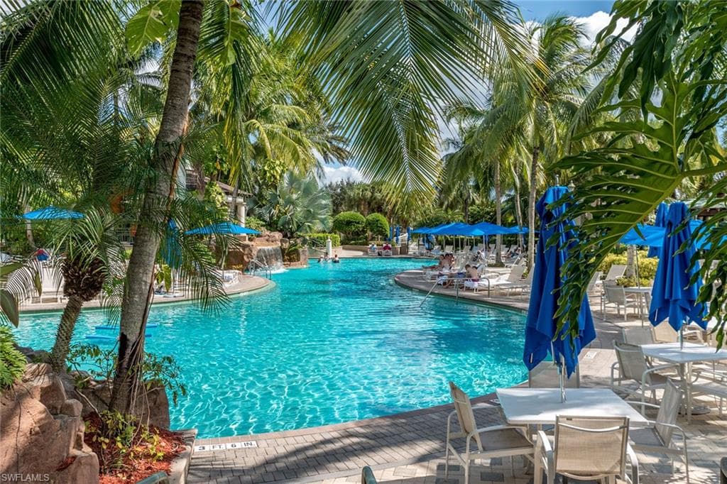 8335 Whisper Trace Way 205, Naples, FL 34114-30