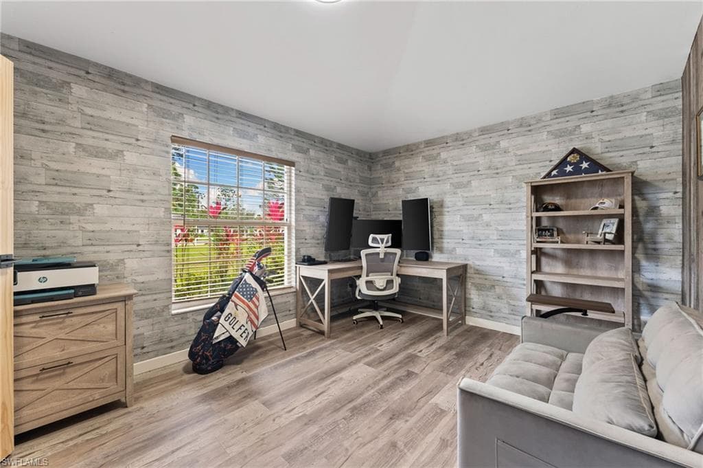 4420 43rd Ave NE, Naples, FL 34120-11