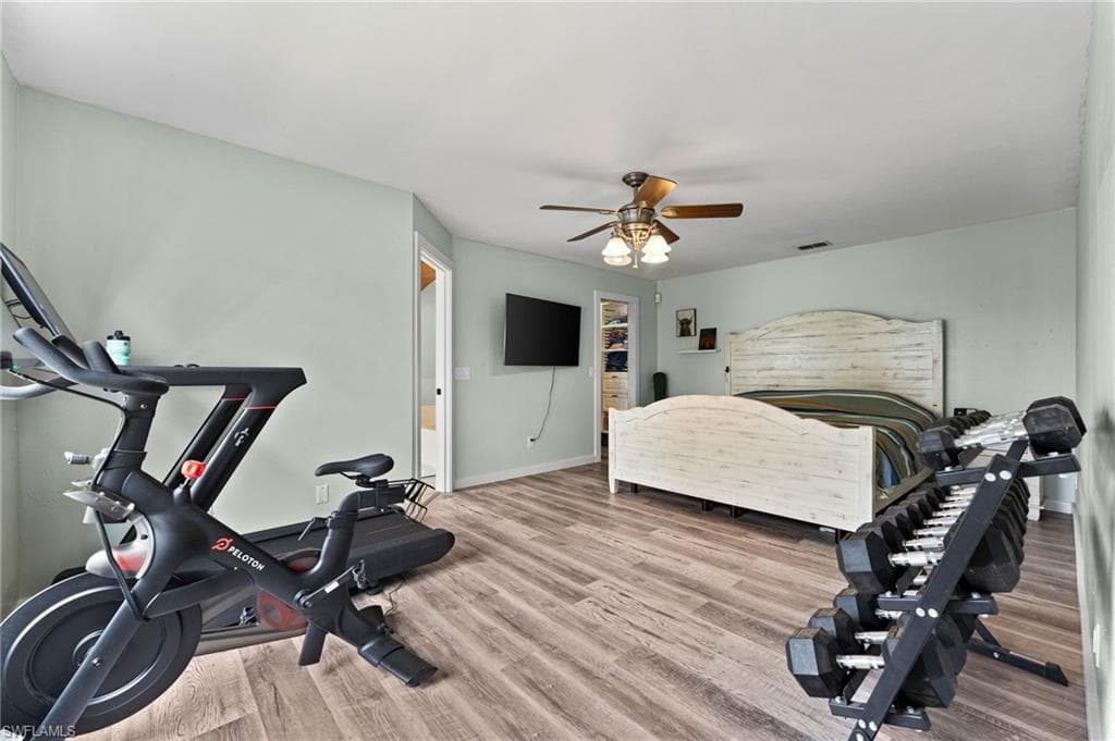 4420 43rd Ave NE, Naples, FL 34120-25