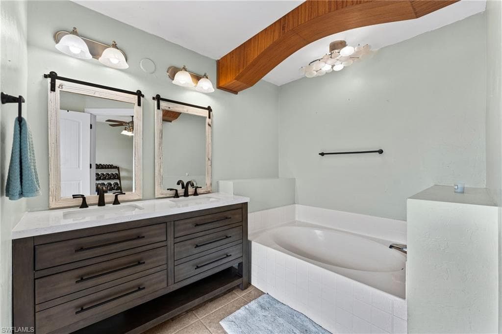 4420 43rd Ave NE, Naples, FL 34120-26