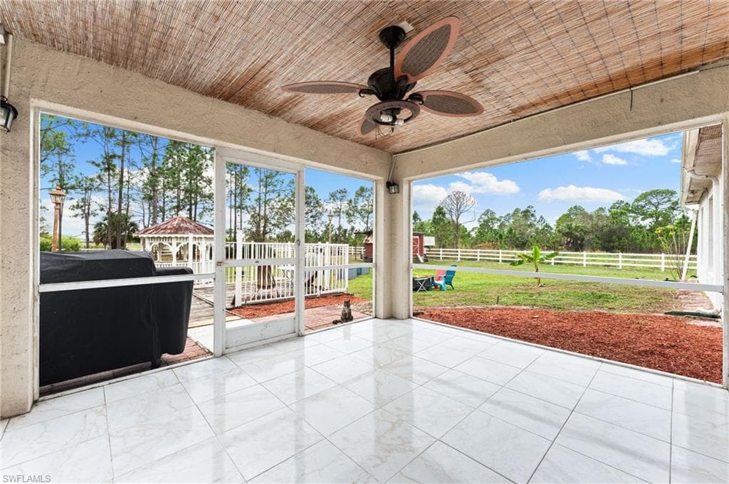 4420 43rd Ave NE, Naples, FL 34120-32