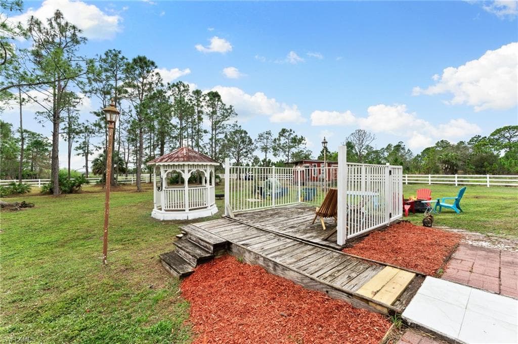 4420 43rd Ave NE, Naples, FL 34120-33