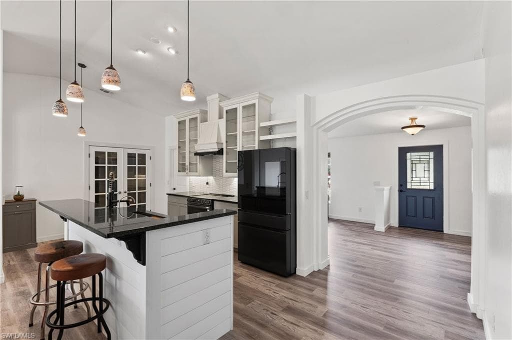 4420 43rd Ave NE, Naples, FL 34120-7